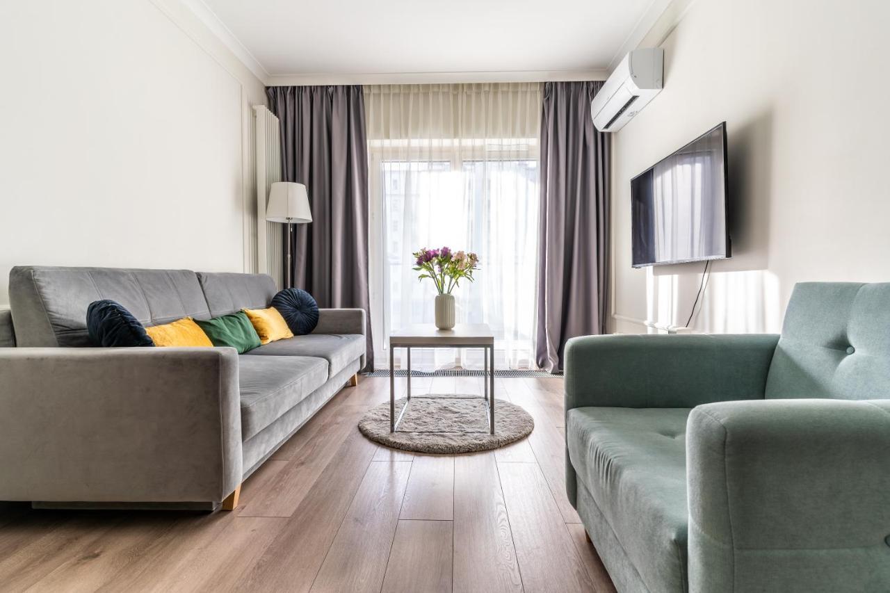 Golden - Mennica Apartmán Varšava