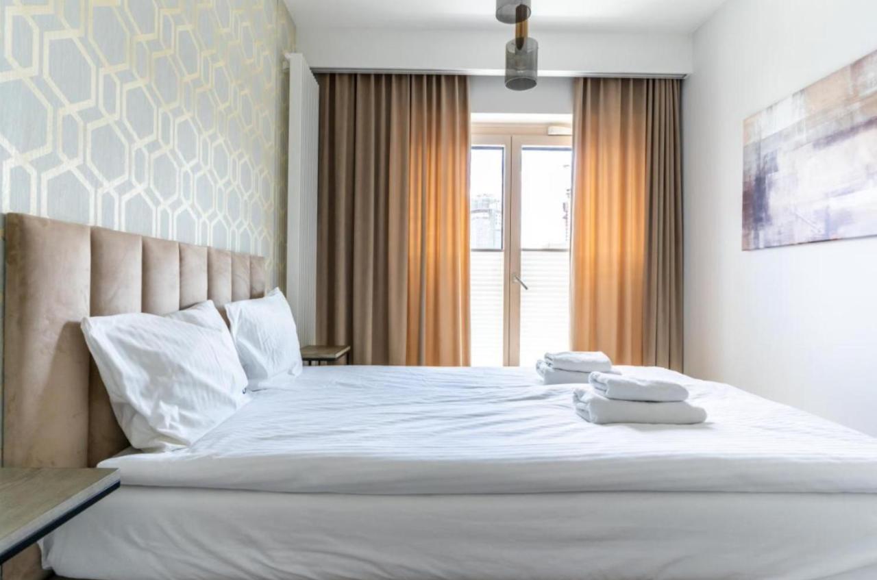 Golden - Mennica Apartmán Varšava